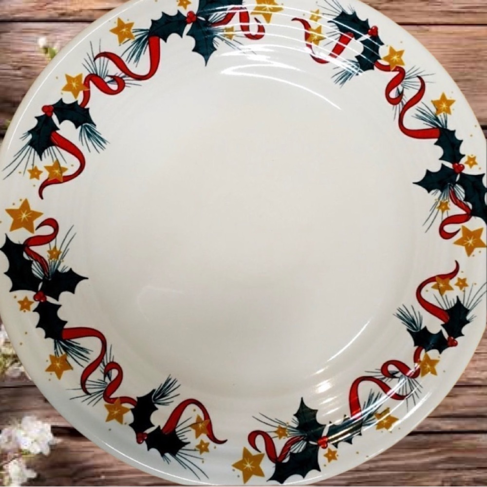 Vintage Fiesta Ware Christmas Dishes Holly and Stars 9" Plates Set Of 6